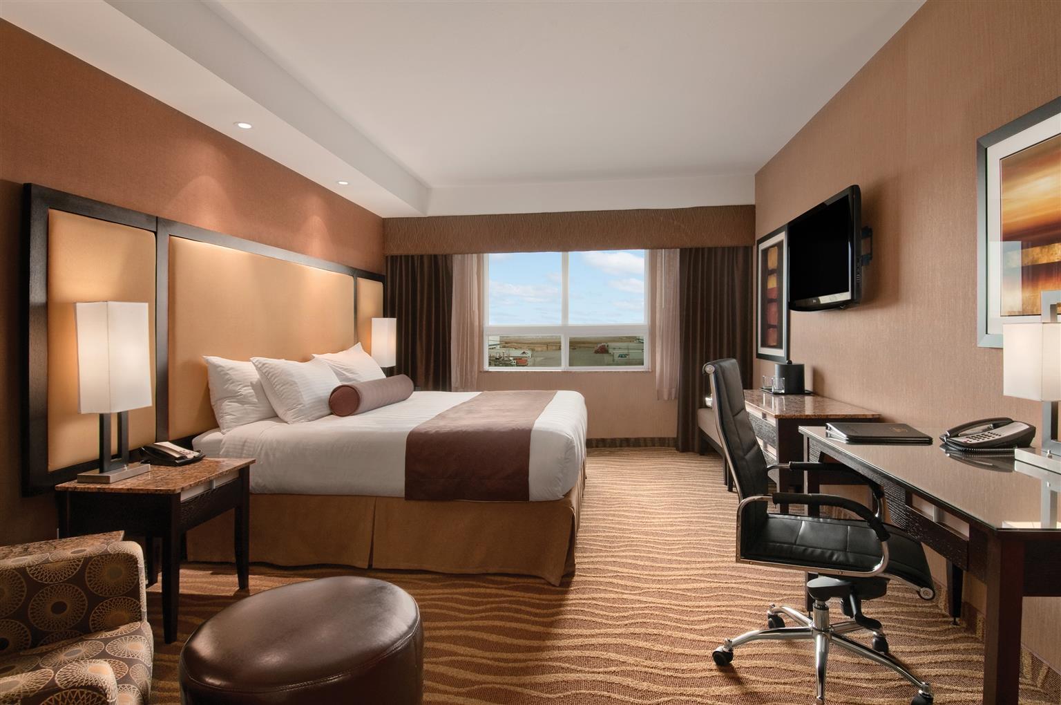 Western Premier Freeport Airport Hotel 4*