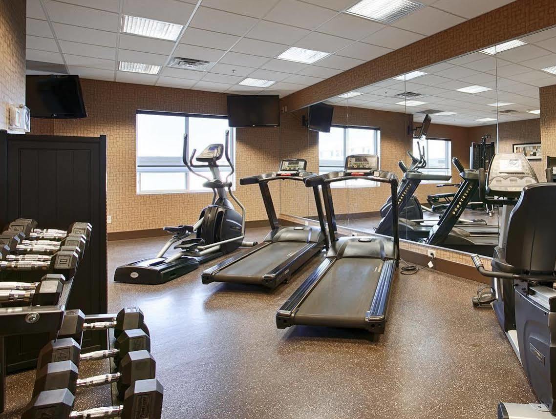 Hotel Western Premier Freeport Airport 4*